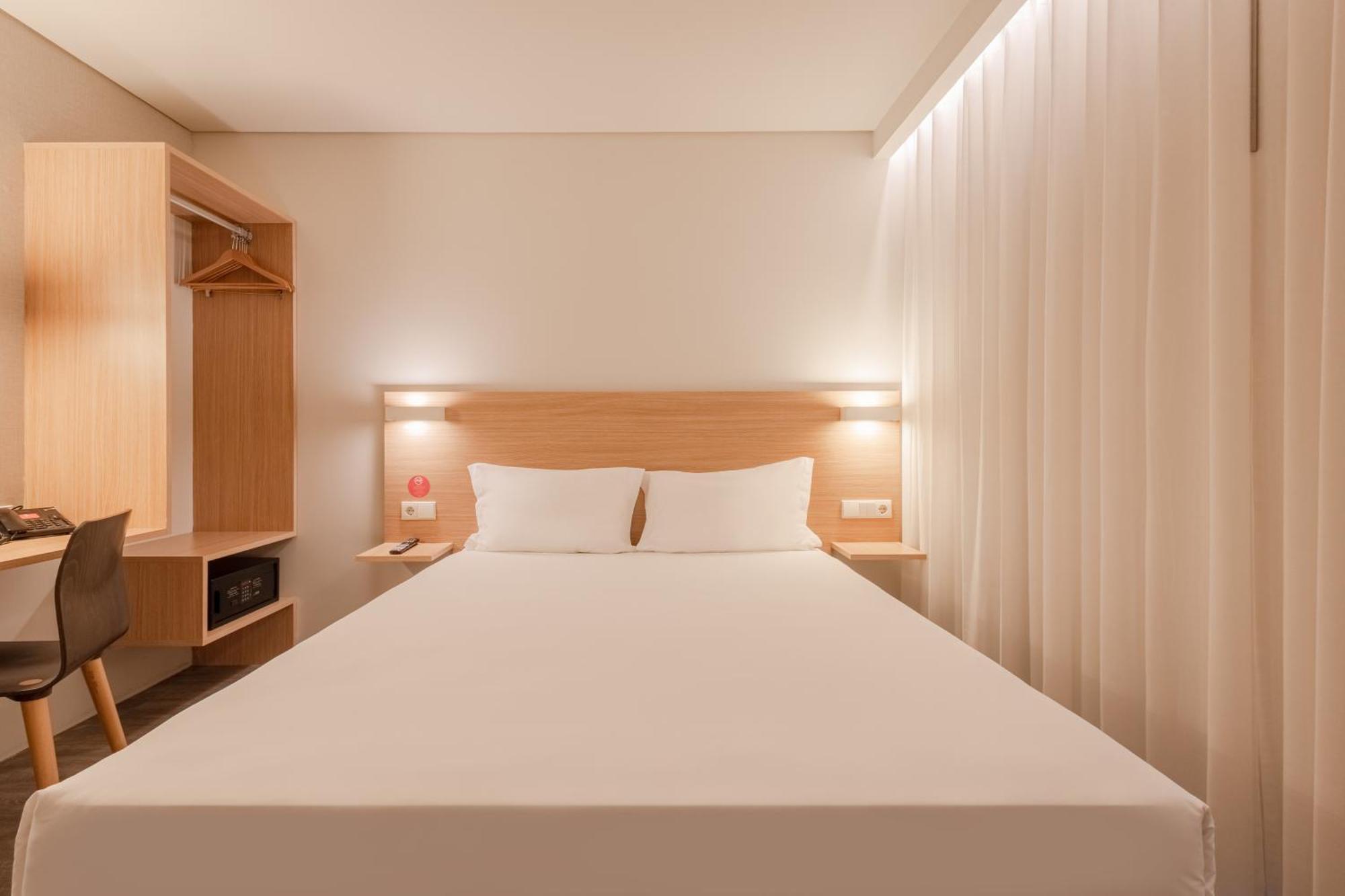 Moov Hotel Porto Norte Senhora da Hora Zewnętrze zdjęcie