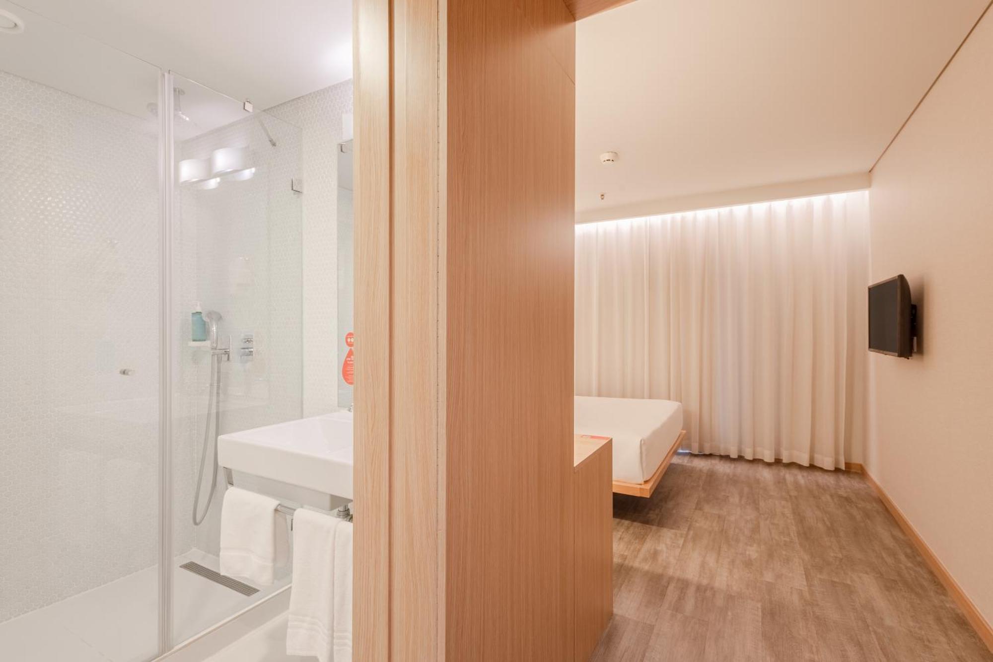 Moov Hotel Porto Norte Senhora da Hora Zewnętrze zdjęcie